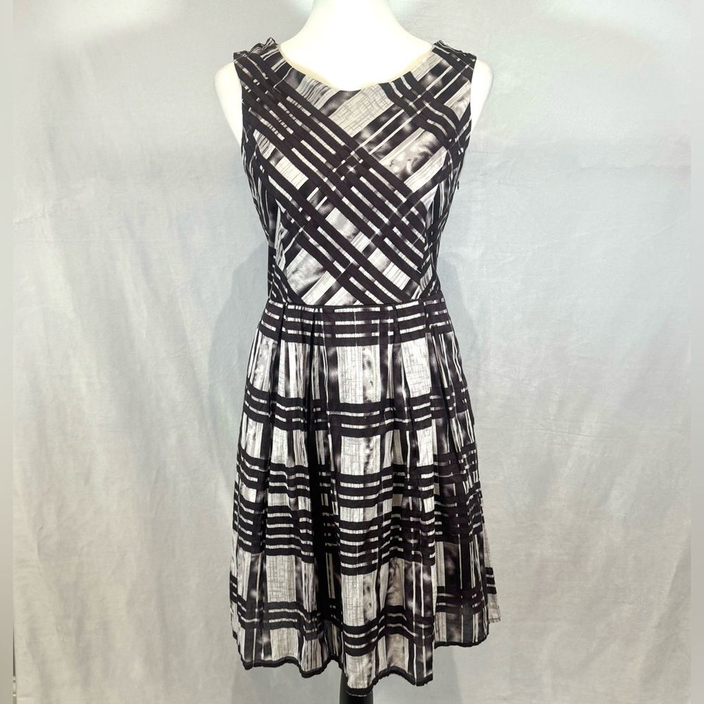 Esley vintage brown and white cotton dress size medium